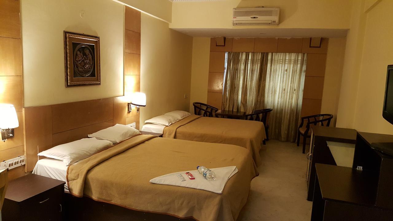 העיר בנגלור Hotel City Centaur מראה חיצוני תמונה