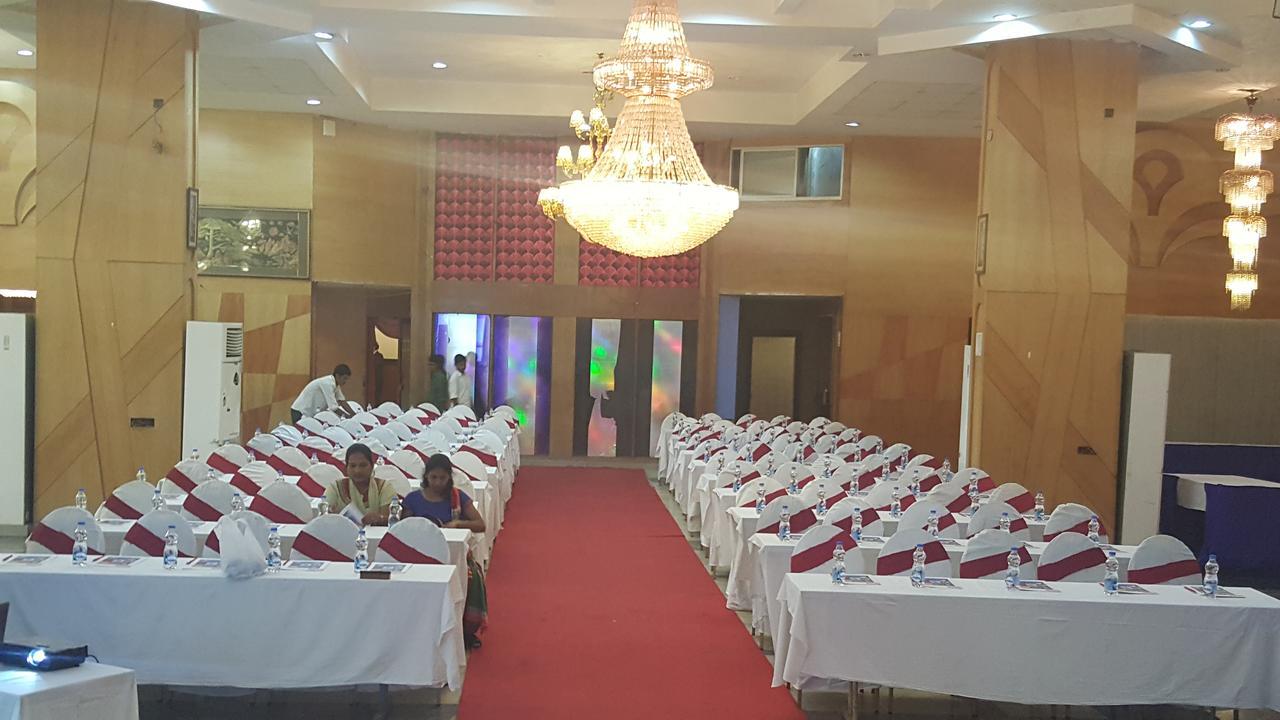 העיר בנגלור Hotel City Centaur מראה חיצוני תמונה