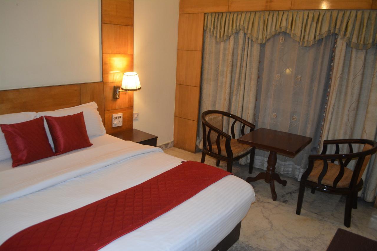 העיר בנגלור Hotel City Centaur מראה חיצוני תמונה
