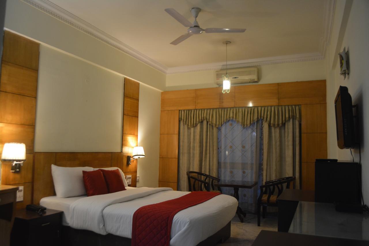 העיר בנגלור Hotel City Centaur מראה חיצוני תמונה